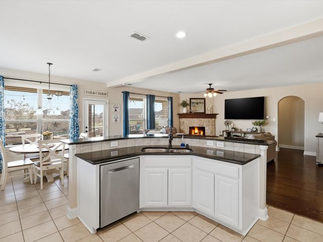 511 Highwater Crossing, Rockwall, TX 75032