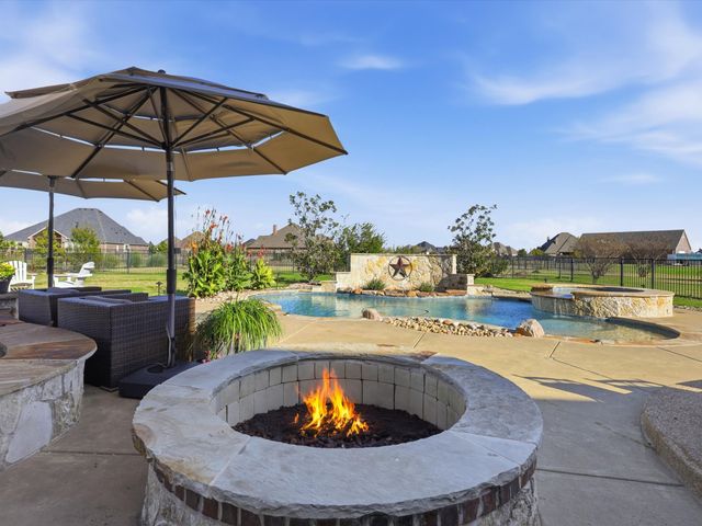 511 Highwater Crossing, Rockwall, TX 75032