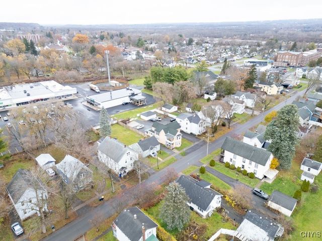 20 Gardner St, Whitestown, NY 13492