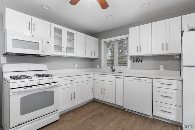 20 Gardner St, Whitestown, NY 13492