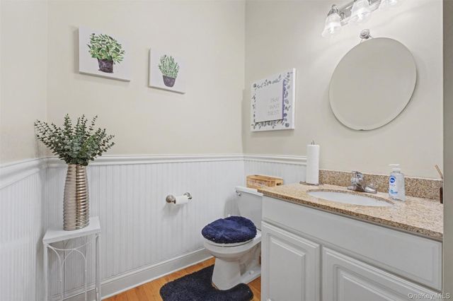 26 Mt Pleasant Drive, Poughquag, NY 12570