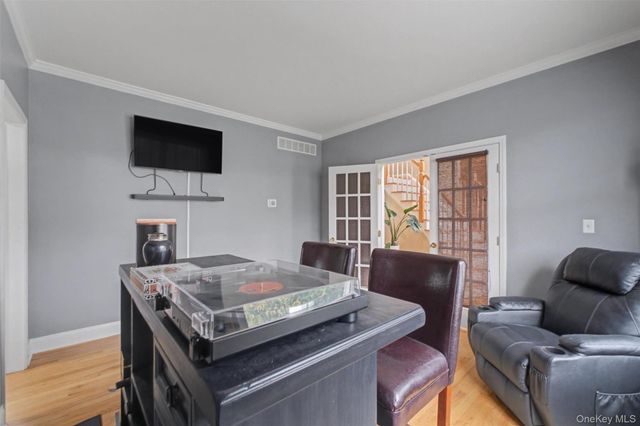 26 Mt Pleasant Drive, Poughquag, NY 12570