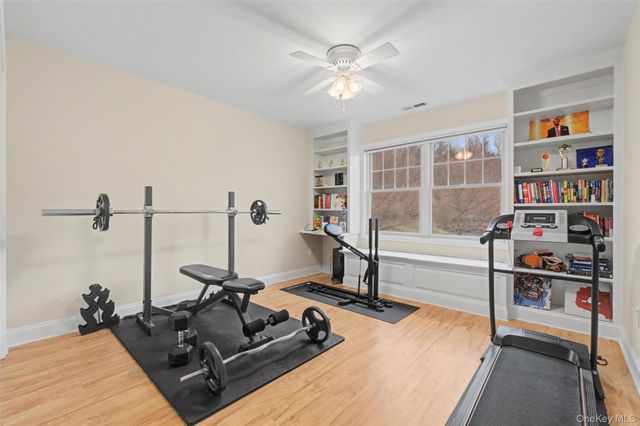 26 Mt Pleasant Drive, Poughquag, NY 12570