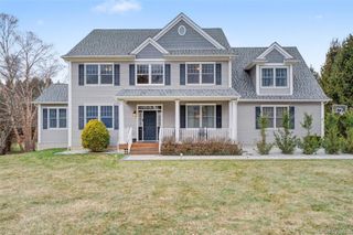 26 Mt Pleasant Drive, Poughquag, NY 12570