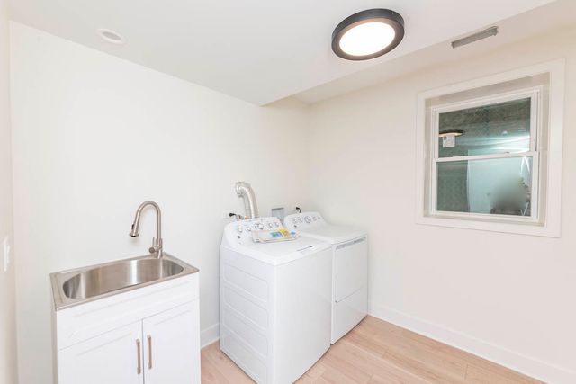 2825 N Rockwell Street G, Chicago, IL 60618