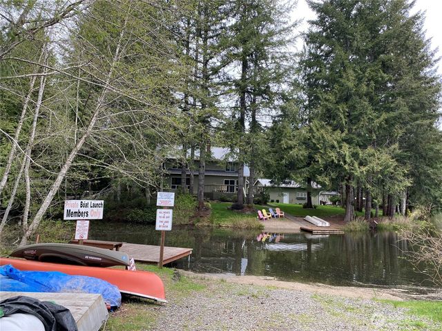 130 E Olympic Court, Allyn, WA 98524