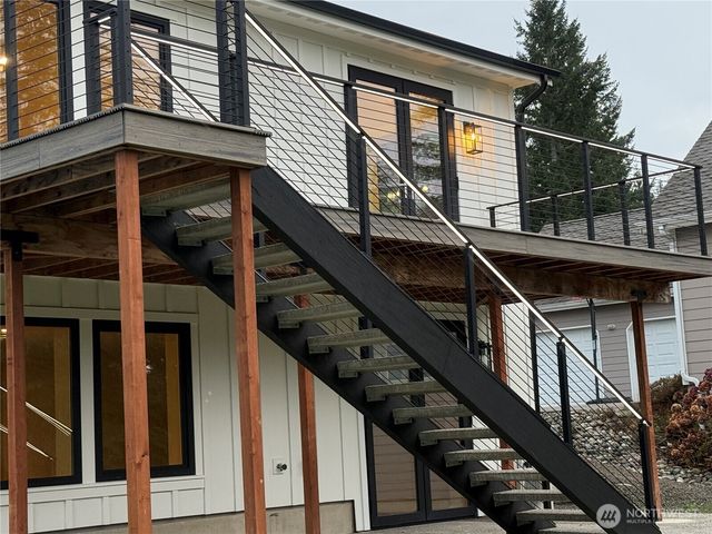 130 E Olympic Court, Allyn, WA 98524