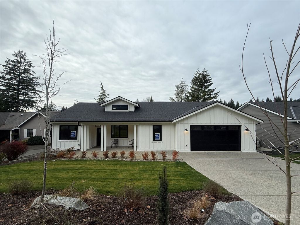 130 E Olympic Court, Allyn, WA 98524