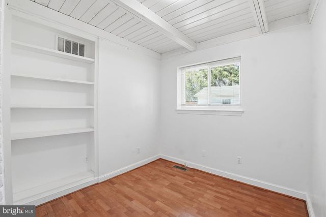 11000 PARK RD, Fairfax, VA 22030