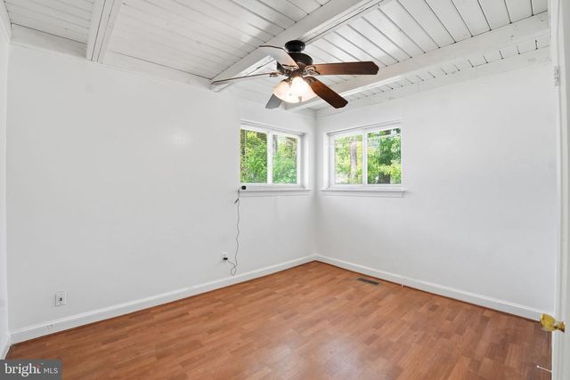 11000 PARK RD, Fairfax, VA 22030