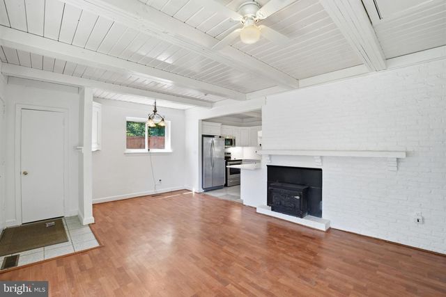 11000 PARK RD, Fairfax, VA 22030