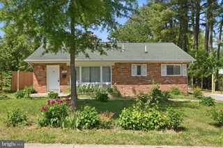 11000 PARK RD, Fairfax, VA 22030