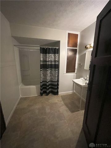 2821 E 5th Street 2819, Dayton, OH 45403