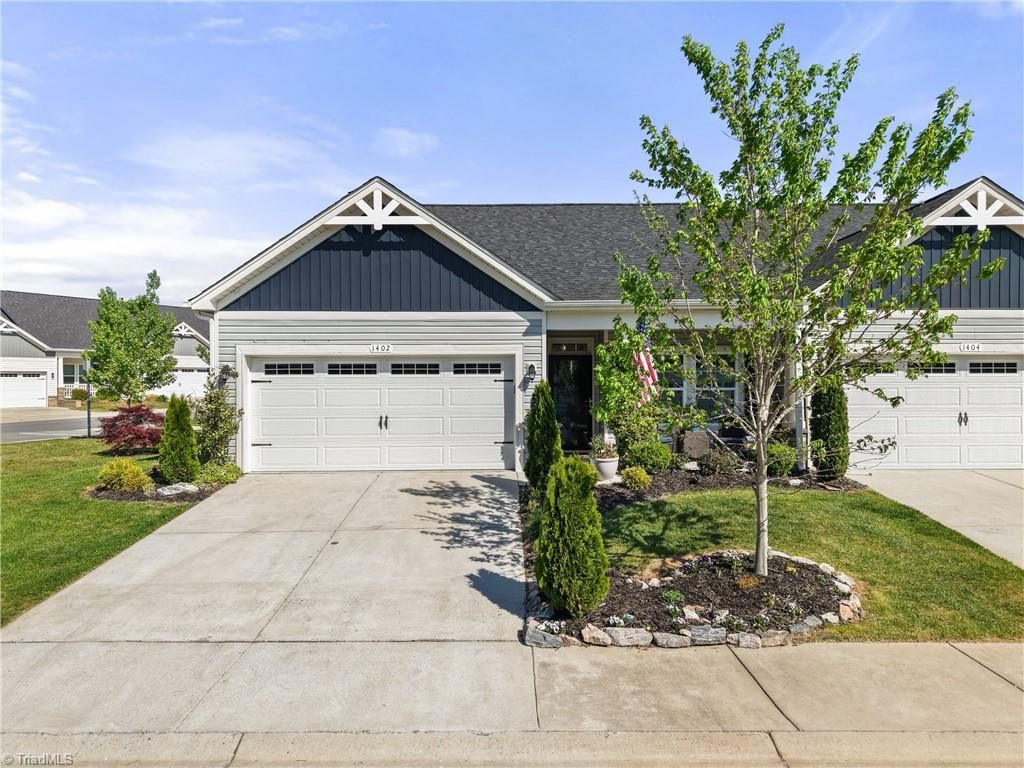 1402 Hunting Hawk Lane, Kernersville, NC 27284