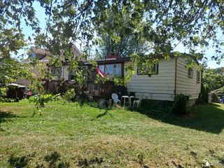 3376 Navarre Street, Frenchtown Twp, MI 48162