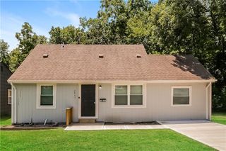 2411 E 77th Street, Kansas City, MO 64132