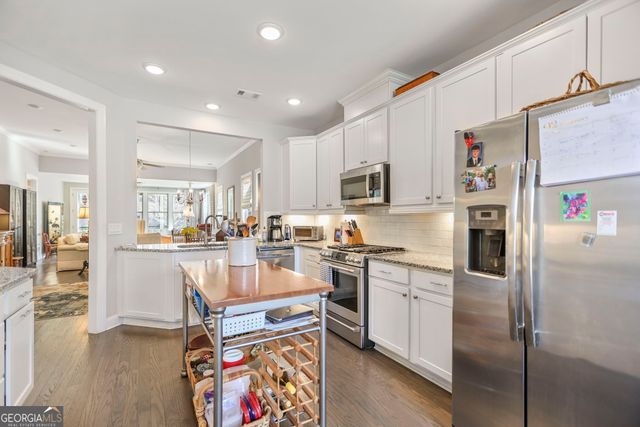 215 Spruce Pine Circle, Peachtree City, GA 30269