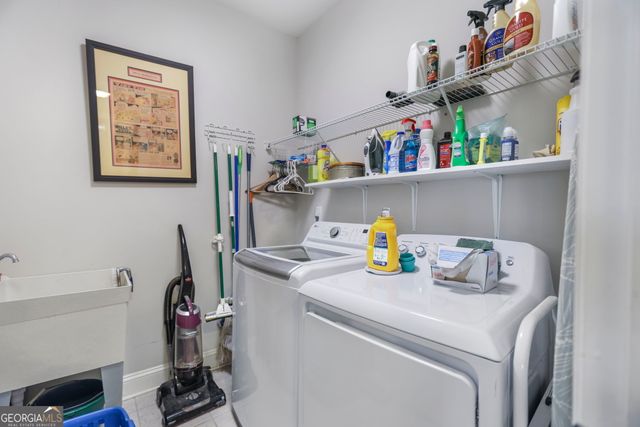 215 Spruce Pine Circle, Peachtree City, GA 30269