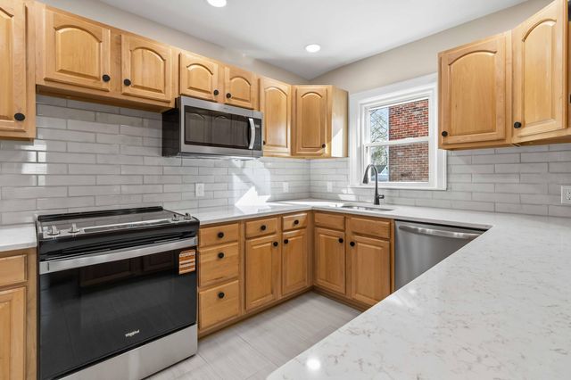 220 Hillsboro Avenue, Lexington, KY 40511