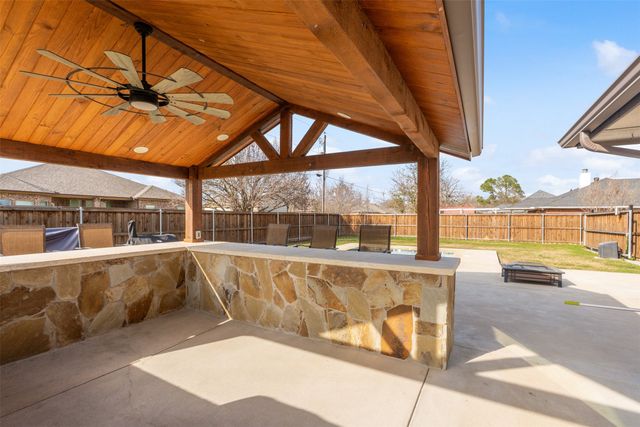 325 Flying Bridge Drive, Gun Barrel City, TX 75156