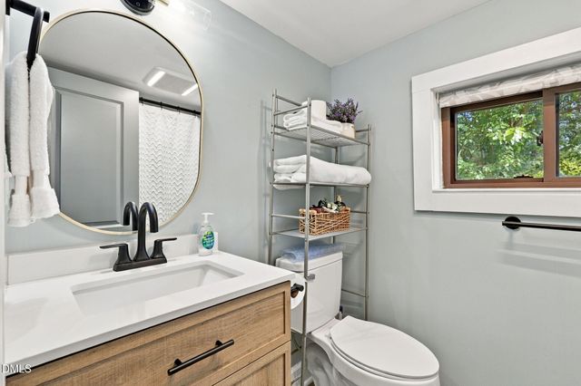 2415 Trail Five, Burlington, NC 27215