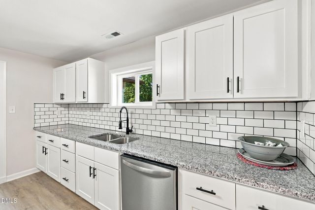 2415 Trail Five, Burlington, NC 27215