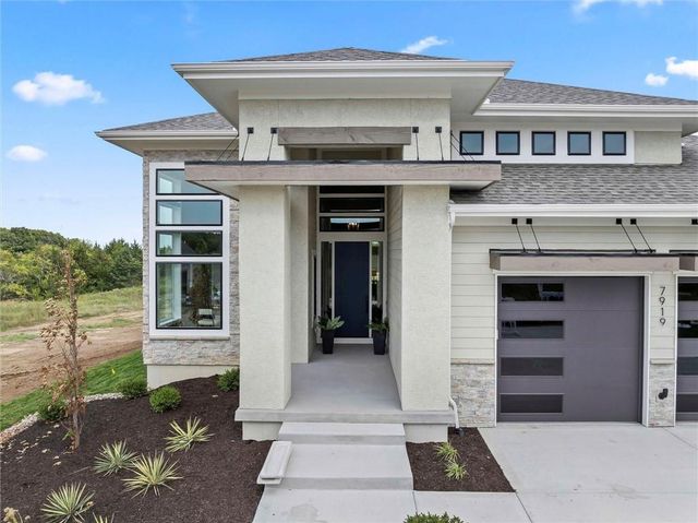 8014 Marion Street, Shawnee, KS 66220