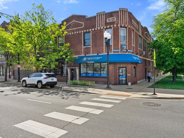 3951 N St Louis Avenue 1, Chicago, IL 60618