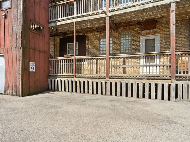 3951 N St Louis Avenue 1, Chicago, IL 60618