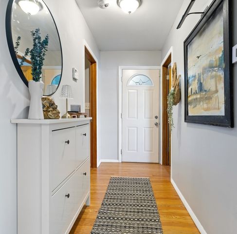 3951 N St Louis Avenue 1, Chicago, IL 60618