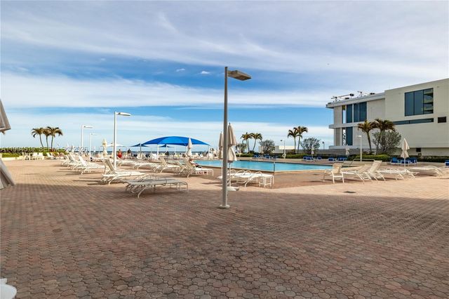 3180 S Ocean Dr 718, Hallandale Beach, FL 33009