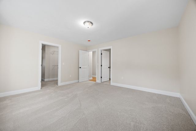 19 Captains Way, Lakeville, MA 02347