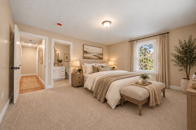19 Captains Way, Lakeville, MA 02347