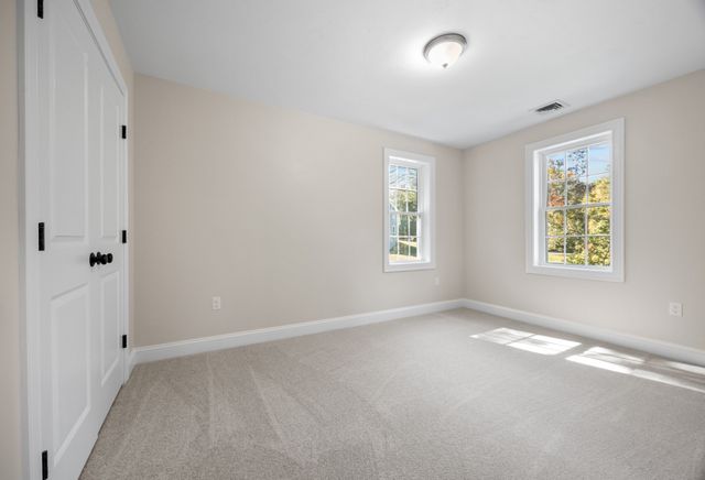 19 Captains Way, Lakeville, MA 02347