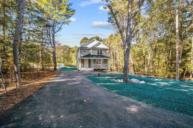 19 Captains Way, Lakeville, MA 02347