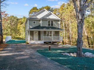 19 Captains Way, Lakeville, MA 02347