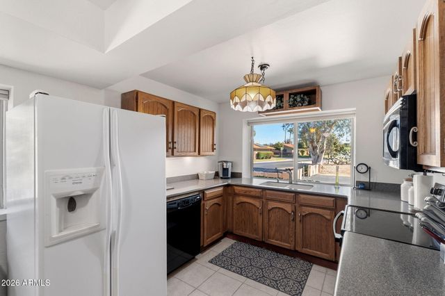 678 Leisure World --, Mesa, AZ 85206