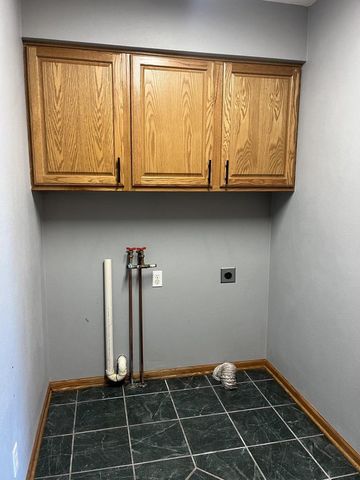 6692 W Thornapple Drive, Janesville, WI 53548