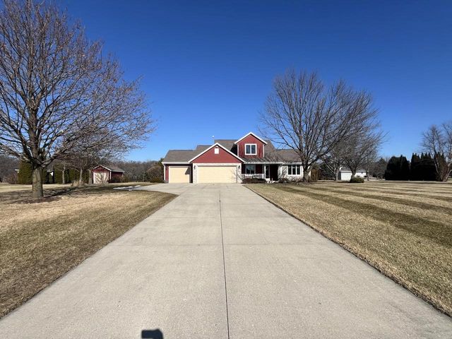 6692 W Thornapple Drive, Janesville, WI 53548