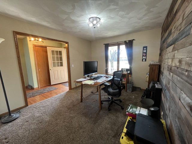 6692 W Thornapple Drive, Janesville, WI 53548