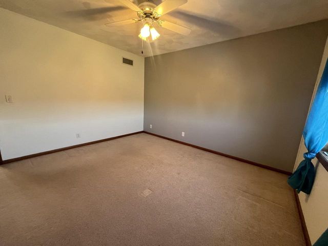 6692 W Thornapple Drive, Janesville, WI 53548