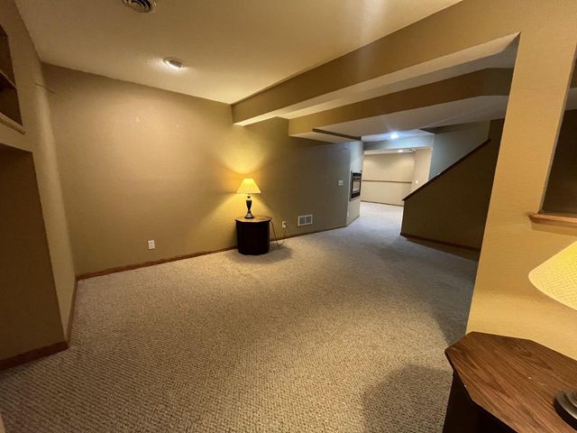 6692 W Thornapple Drive, Janesville, WI 53548