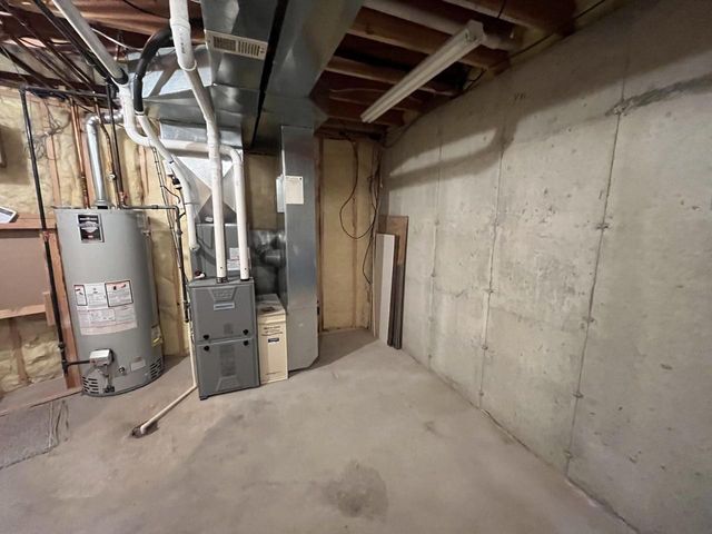 6692 W Thornapple Drive, Janesville, WI 53548