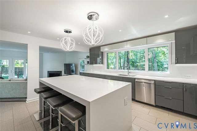 406 Walsing Dr, Henrico, VA 23229