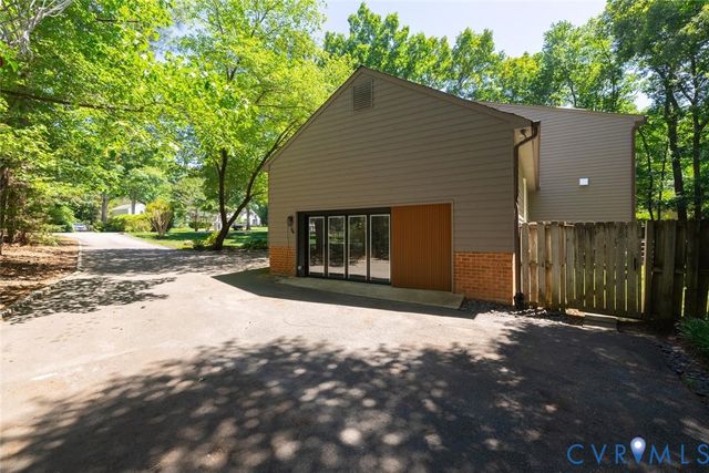 406 Walsing Dr, Henrico, VA 23229