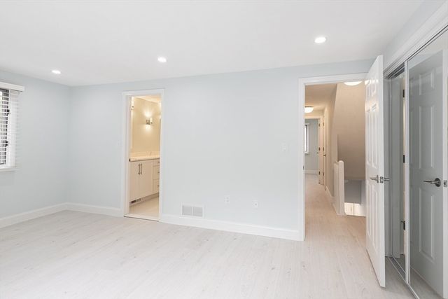 14 Deer Path 6, Maynard, MA 01754