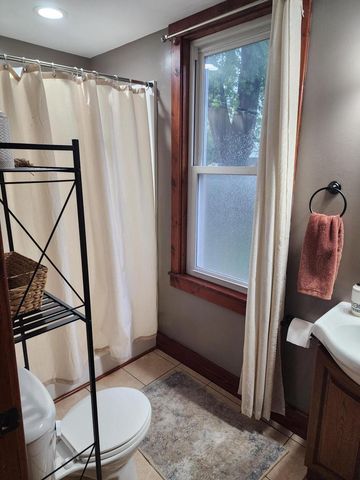 706 S 9th STREET, Watertown, WI 53094