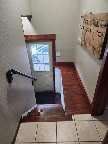 706 S 9th STREET, Watertown, WI 53094