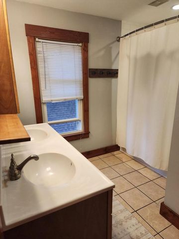 706 S 9th STREET, Watertown, WI 53094