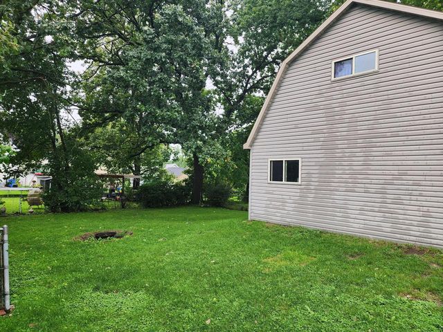 706 S 9th STREET, Watertown, WI 53094